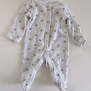 Carter’s newborn light grey with gold hearts snap close footie